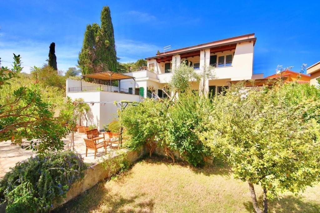 Villa Fatta Di Sogni Pula Ngoại thất bức ảnh